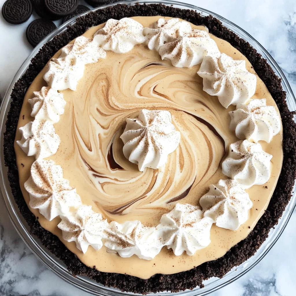 Creamy Coffee Pie Recipe (No Bake, 6 Ingredients)